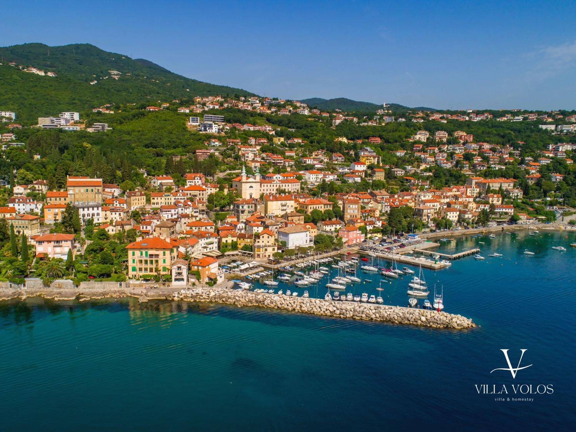 Villa Volos Apartment Karmen With Roof Terrace, Sea View, Free Private Parking โอปาติยา ภายนอก รูปภาพ